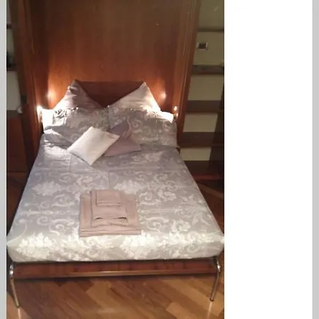 Апартаменты Milano Cairoli - 5 Min From Duomo *