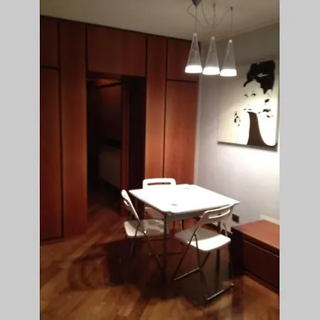 Milano Cairoli - 5 min from Duomo Lejlighed *
