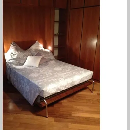 Milano Cairoli - 5 Min From Duomo Milan